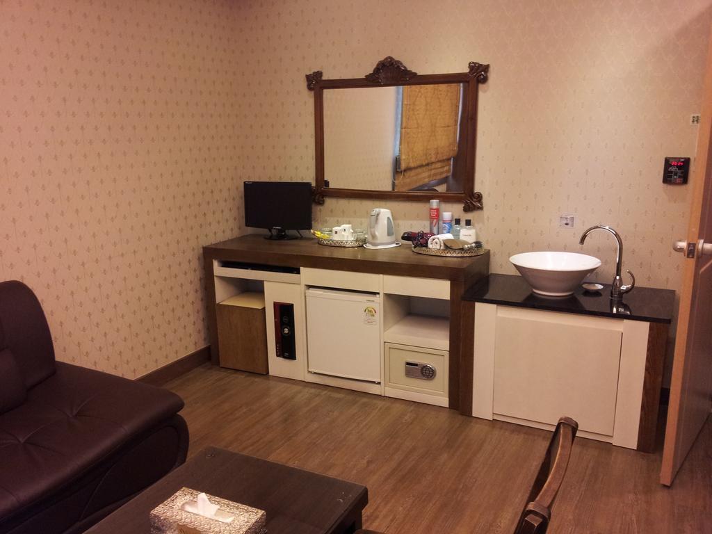 Incheon Prince Hotel Camera foto